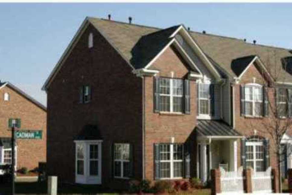 Oakhurst Townhomes Cornelius, NC Real Estate for Sale