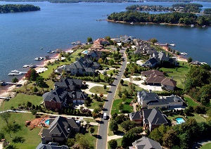 Lake-Norman-Waterfront-Homes